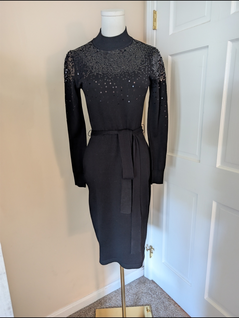 Vince Camuto Black Sequin Mock Neck Belted Sweater Dress Small NWOT